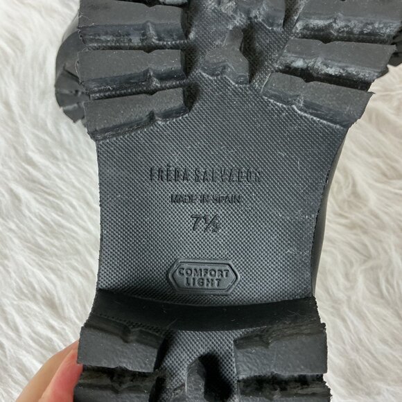 Freda Salvador Susana Genuine Shearling Lined Chelsea Boot 7.5 - Picture 9 of 9